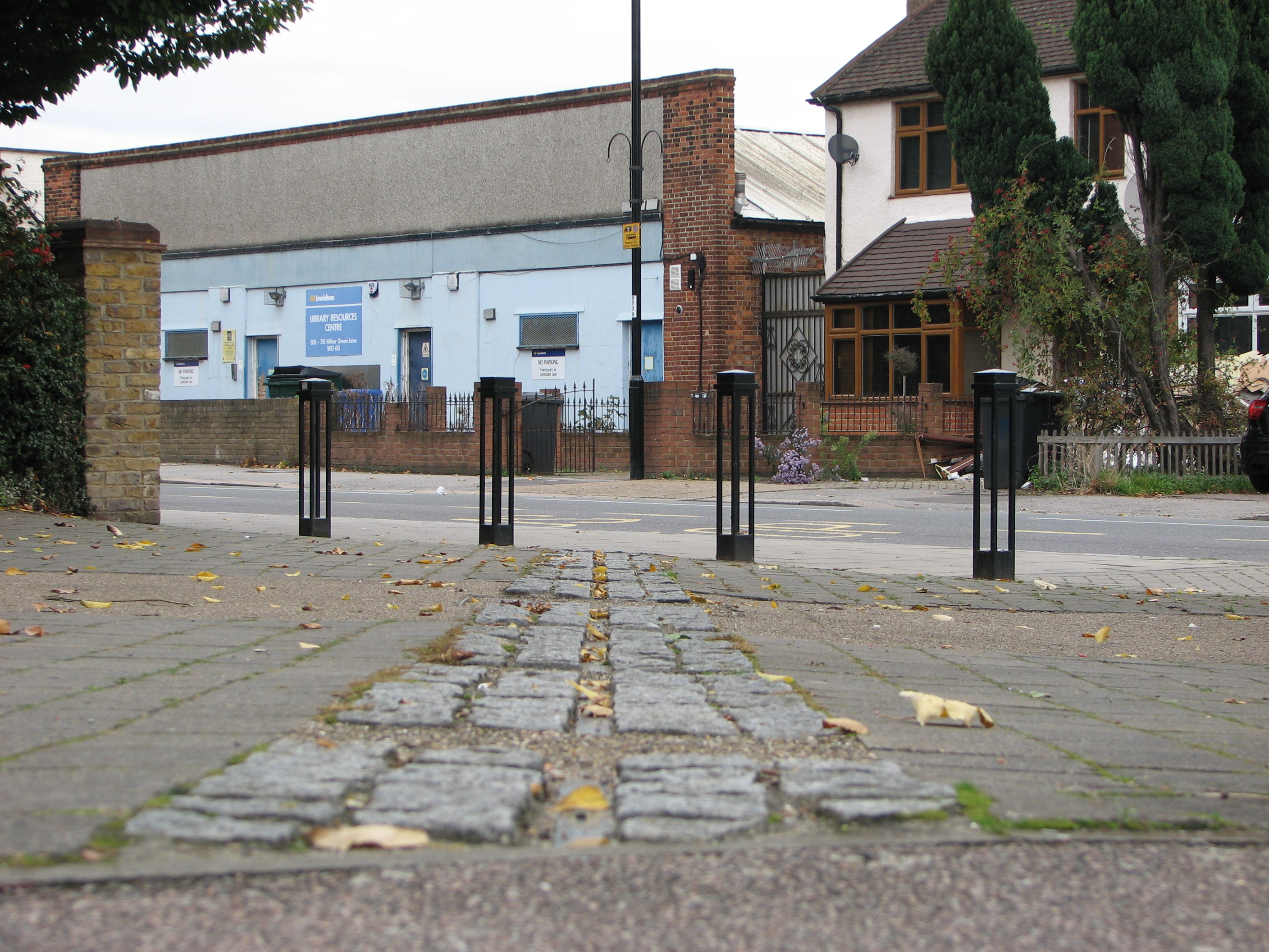 Greenwich Meridian Marker; England; LB Lewisham; Hither Green (SE13)